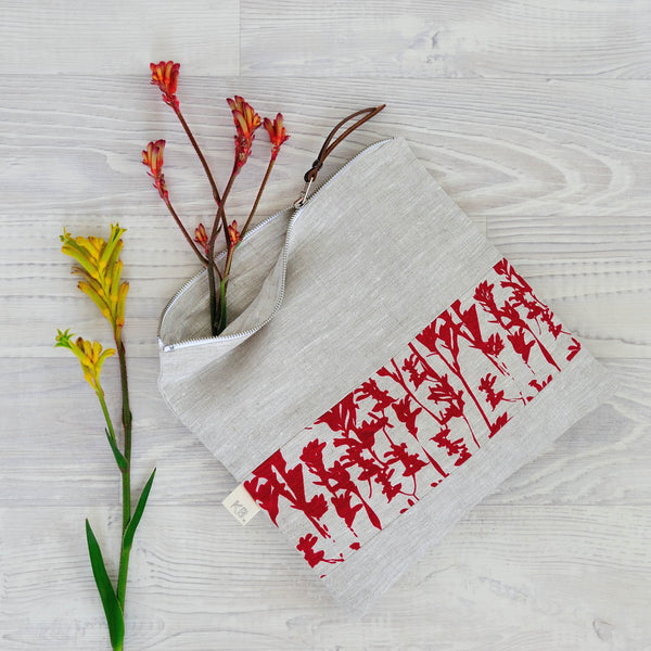 Kangaroo Paw Print Accessory Bag